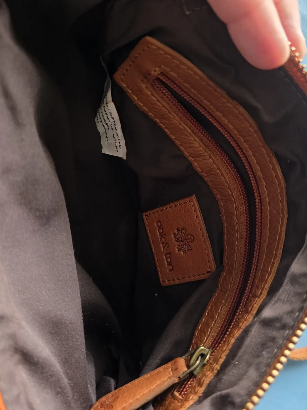 Oak & Tan Genuine Leather Crossbody Bag - Cognac Brown